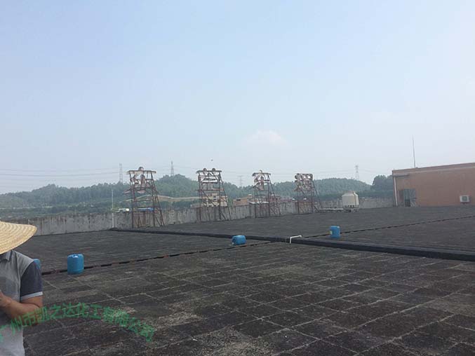 東輝服裝(zhuāng)水循環系統(tǒng)除垢