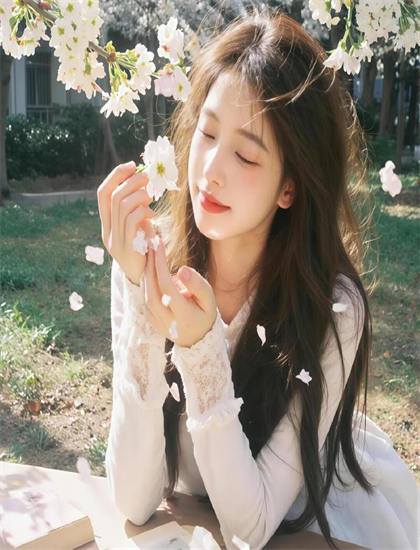 失魂舍伍德 第二季音乐配乐后现代解析：音效设计与主题曲创作分析